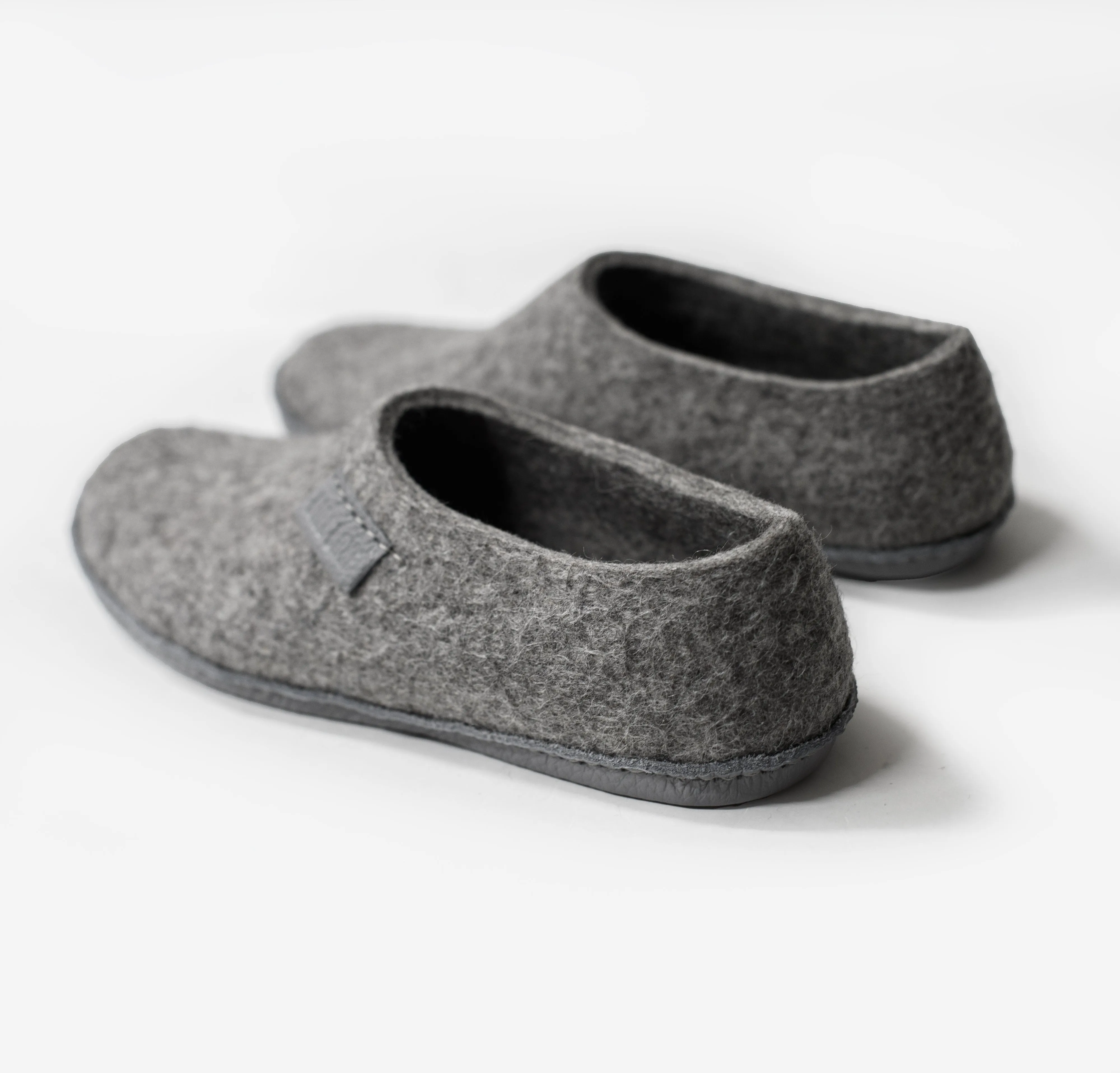 BURE  Women's clogs slippers - Gray