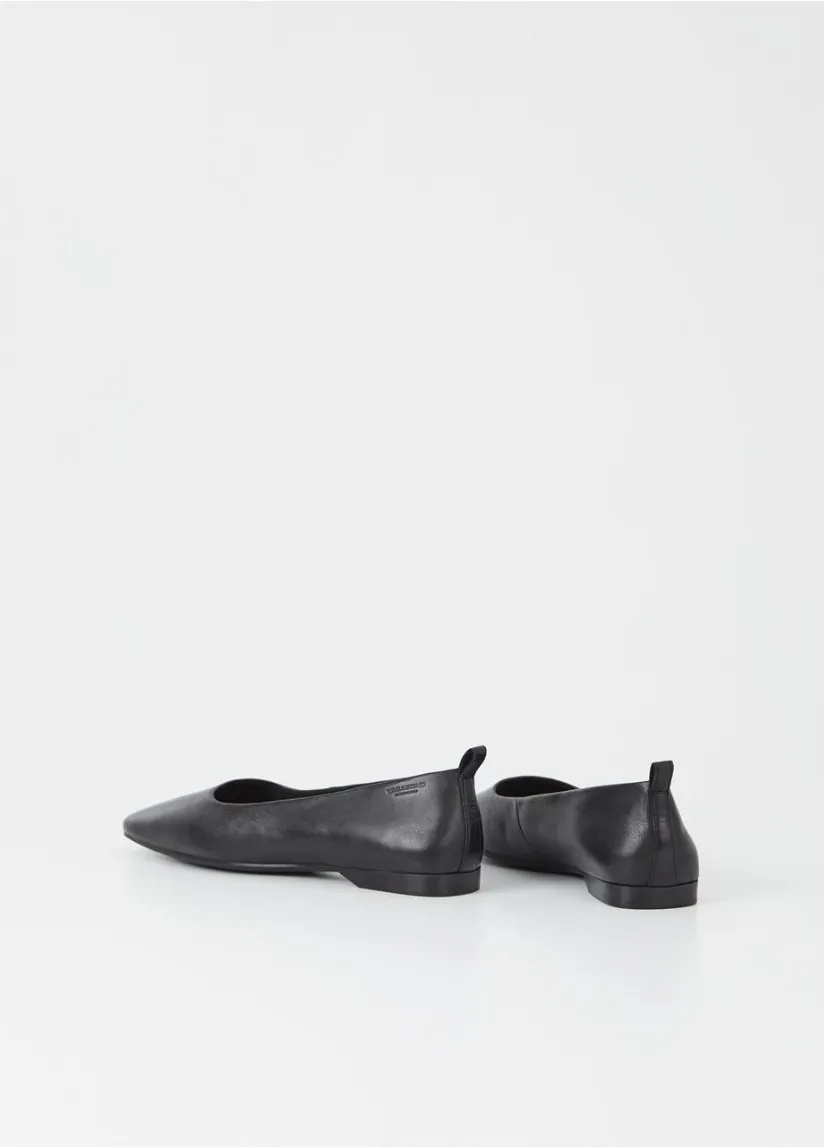 Delia flat Leather Black - Vagabon