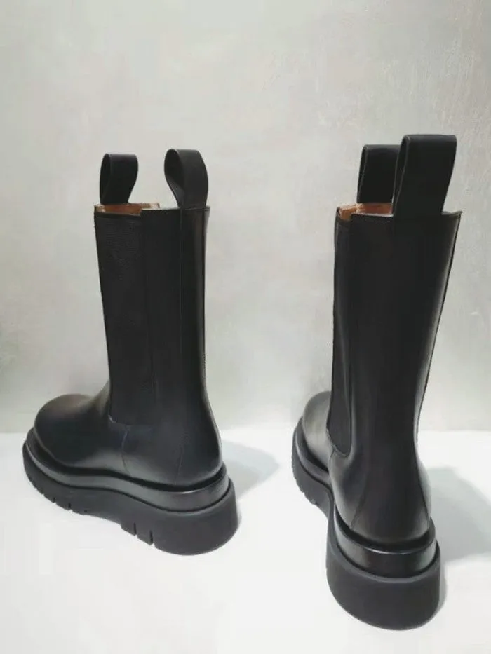 MONA BOTTAZA MEZIZO LEATHER CHELSEA BOOTS IN BLACK